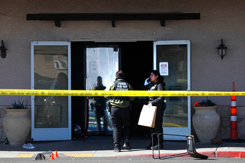 Las Vegas shooting leaves one dead and 14 injured