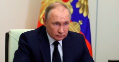 US spy plane monitors new Russia warship as Finland joins NATO