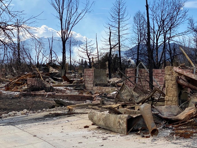 More than 19,000 Colorado residents ordered to evacuate due to wildfire