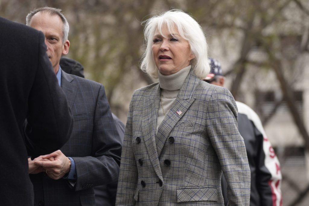 NextImg:Who’s feeding Trump bad info about Colorado Clerk Tina Peters?
