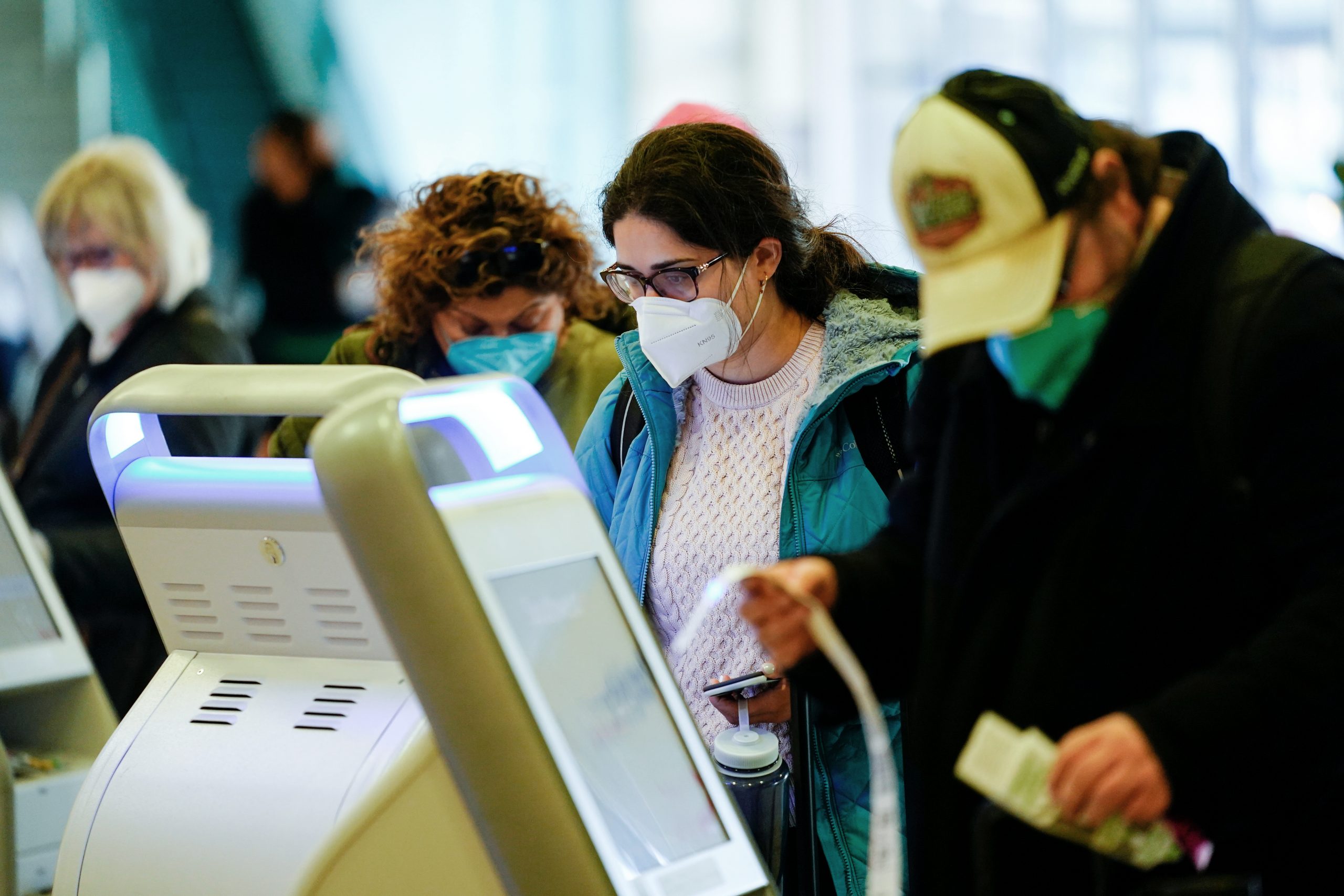 To mask or not to mask: Poll claims most favor mandate