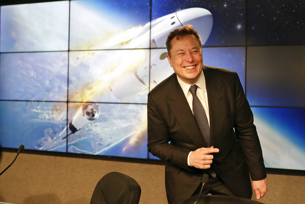 Elon Musk mocks latest Biden teleprompter gaffe as Twitter deal collapses