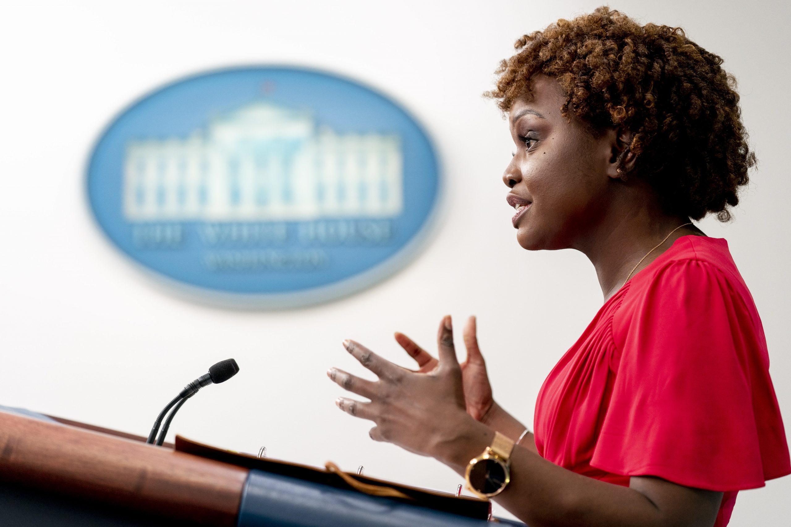 White House hints at baby formula import announcement