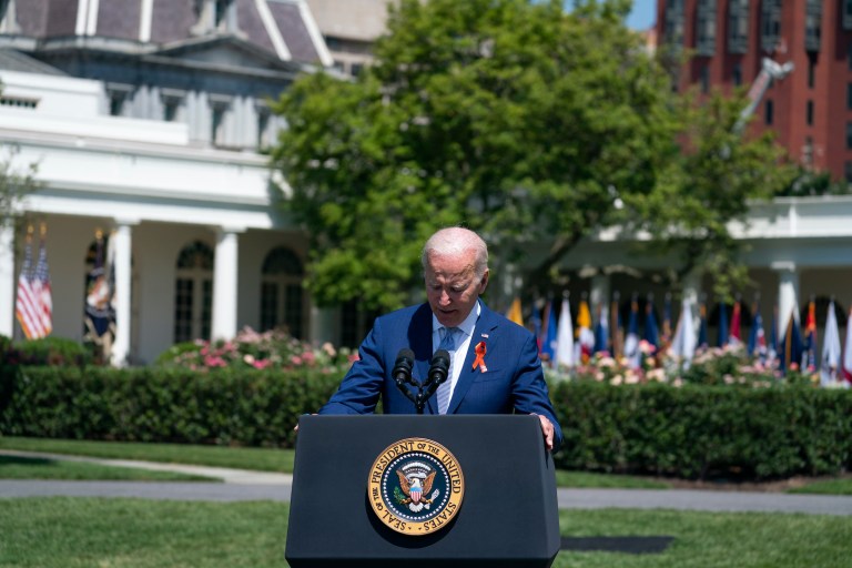 White House downplays polls showing Democrats turning on Biden