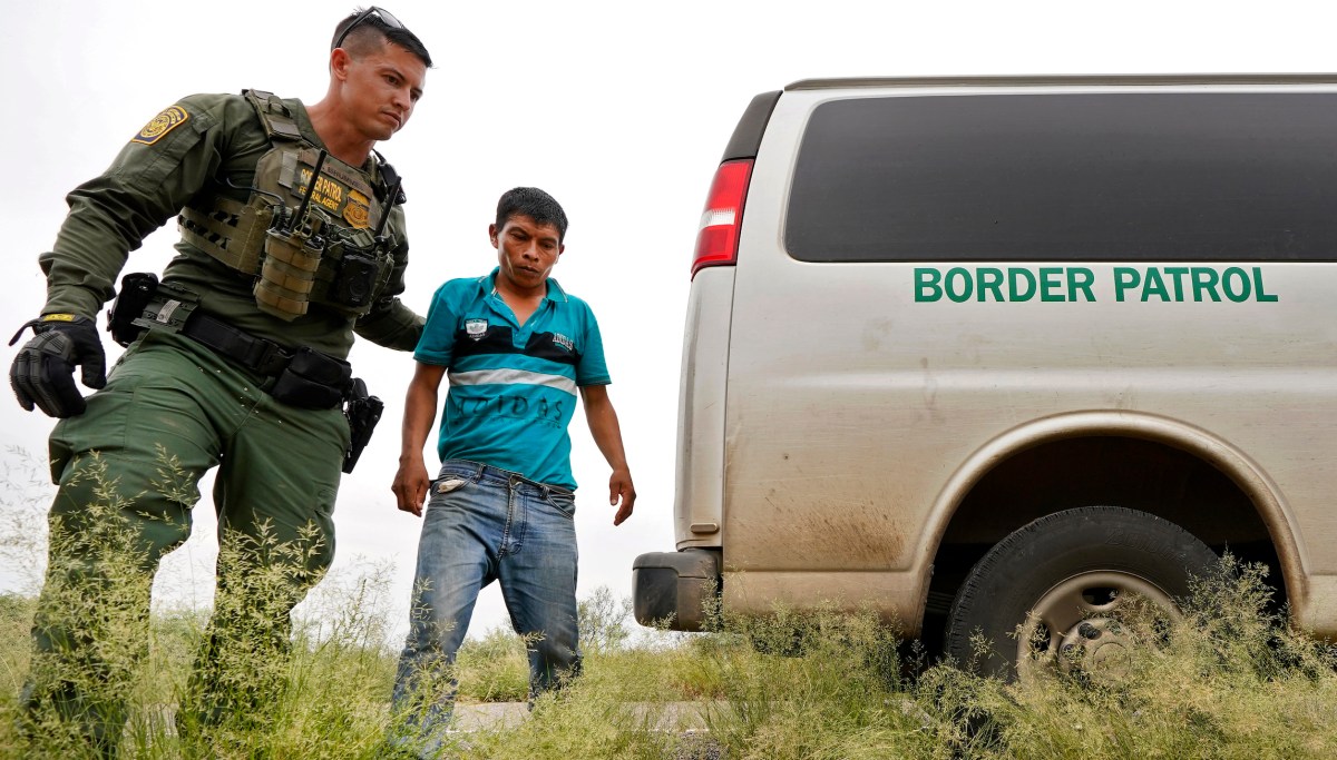 Border Patrol doubles sign-up bonus to $20K amid agent morale crisis