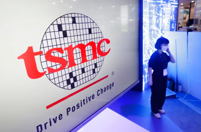 The White House discounted Thursday's announcement that the Taiwan Semiconductor Manufacturing Company won't start production at its $40 billion Arizona manufacturing plant until 2025, a year later than expected.