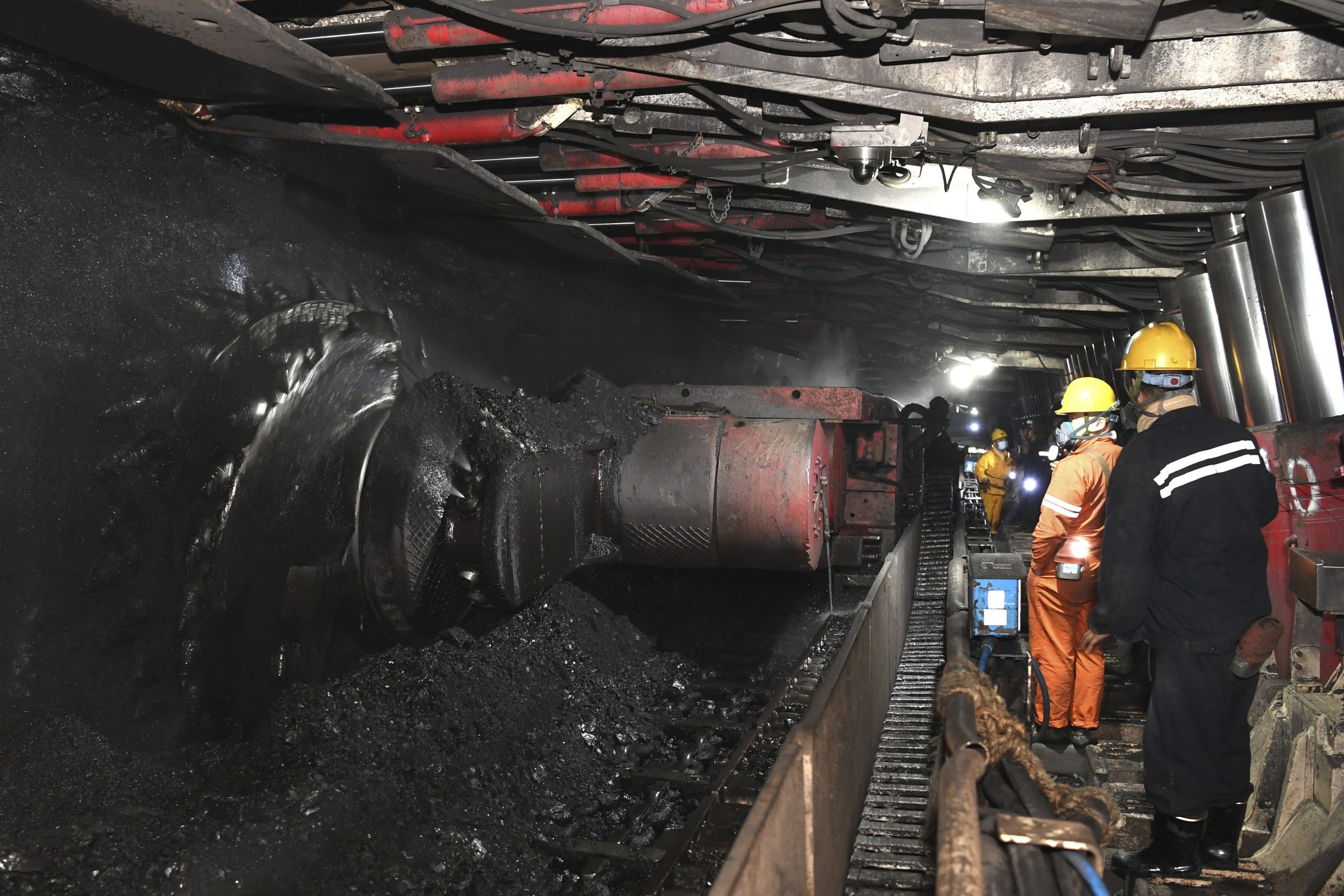 Too pricey for naughty children’s stockings: Cost of coal soars in 2022