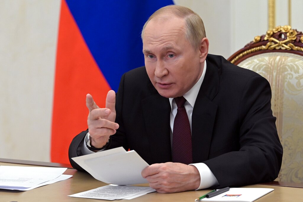 Putin oversees Russian response to nuclear attack amid ‘dirty bomb’ allegations