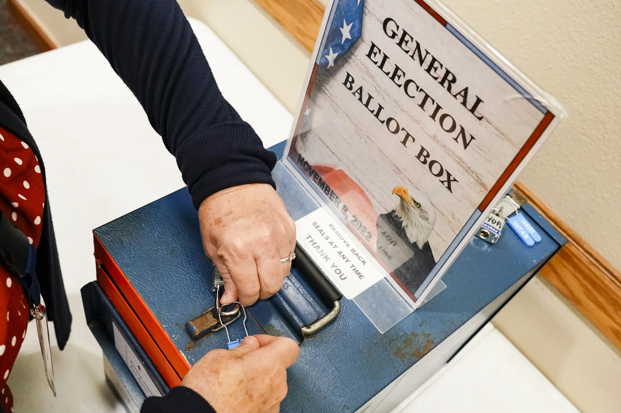 Split-ticket voters could be Senate savior for Democrats