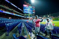 Astros-Phillies World Series Game 3 postponed due to rain