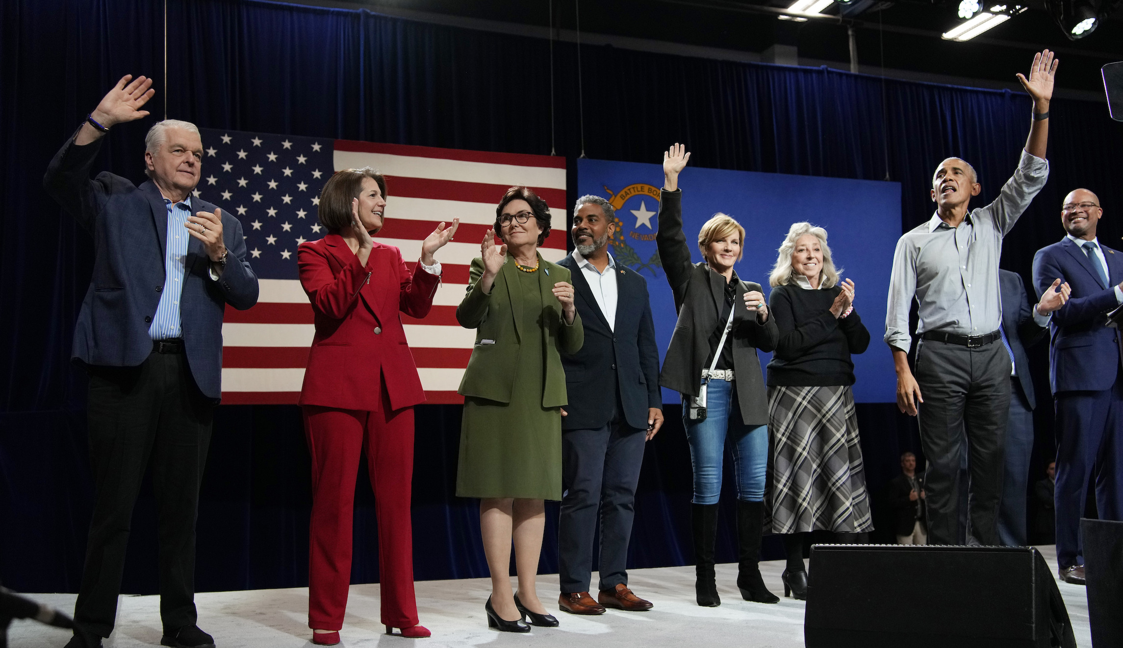 Obama flips script on crime and inflation at Las Vegas rally