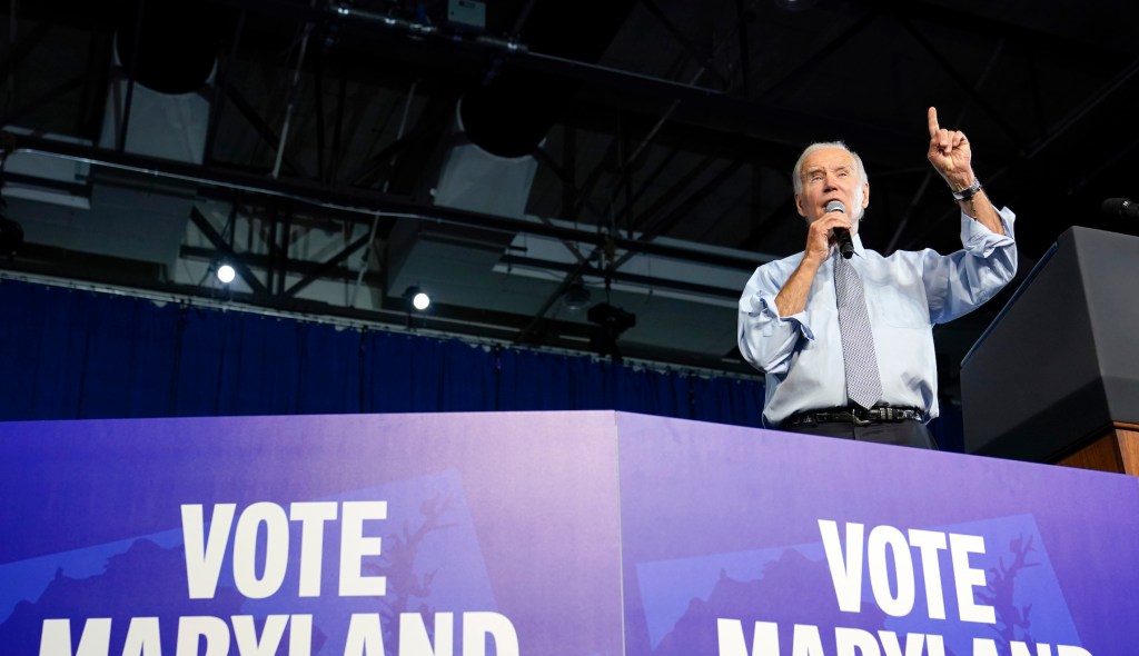 White House credits Biden with Democrats beating midterm expectations