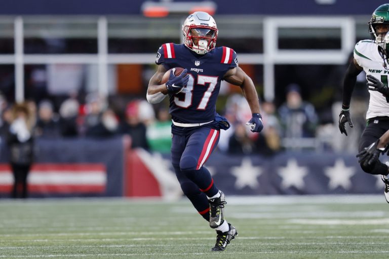 SEE IT: NFL player dons pro-abortion rights cleats for ‘My Cause My Cleats’ week