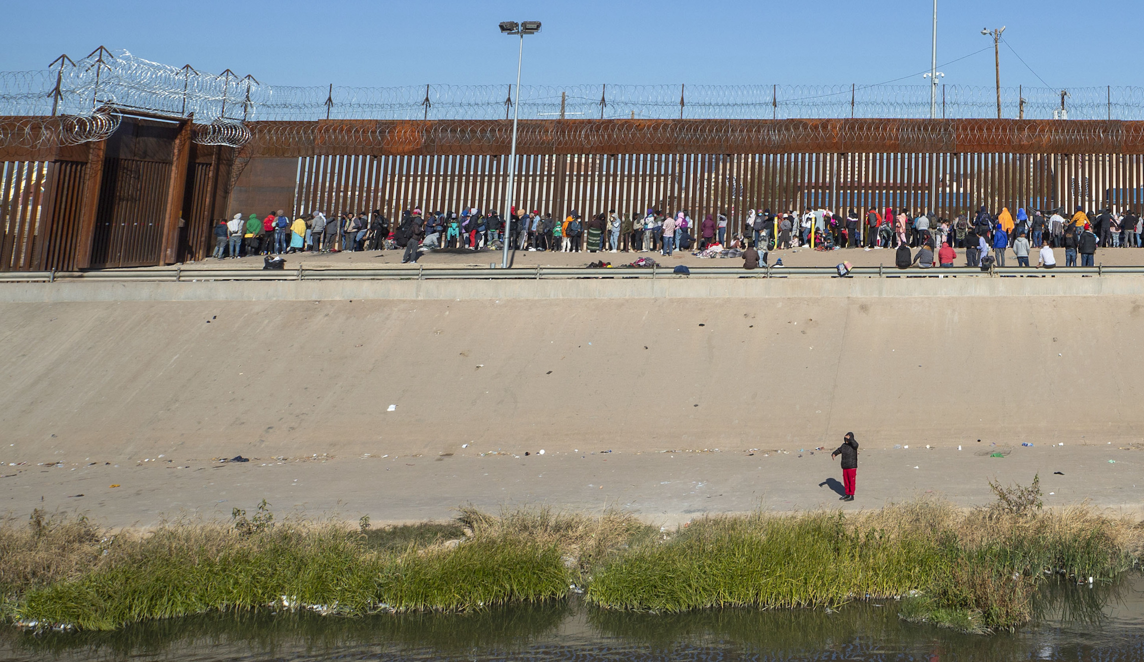 These three immigration issues will be the top stories of 2023