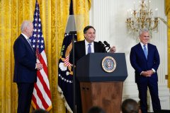 Klain promises to be at Biden’s side ‘when you run for president’ in 2024