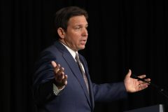 DeSantis challenges Supreme Court by signing new death penalty law