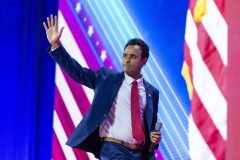 Tucker Carlson leaves Fox News: Vivek Ramaswamy says ex-host would be ‘good addition’ to 2024 election