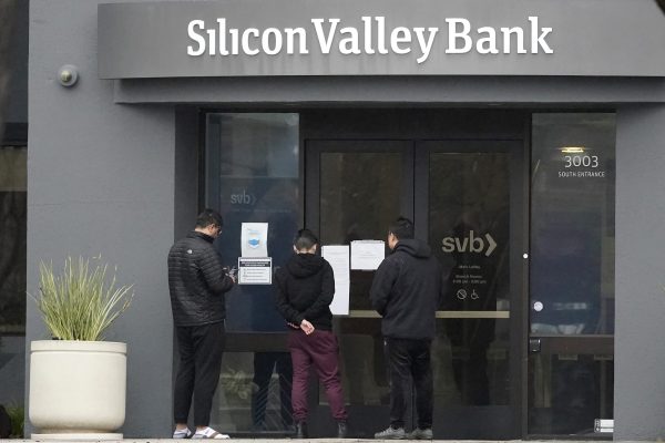 SVB collapse: US regulators announce plan to bail out customers