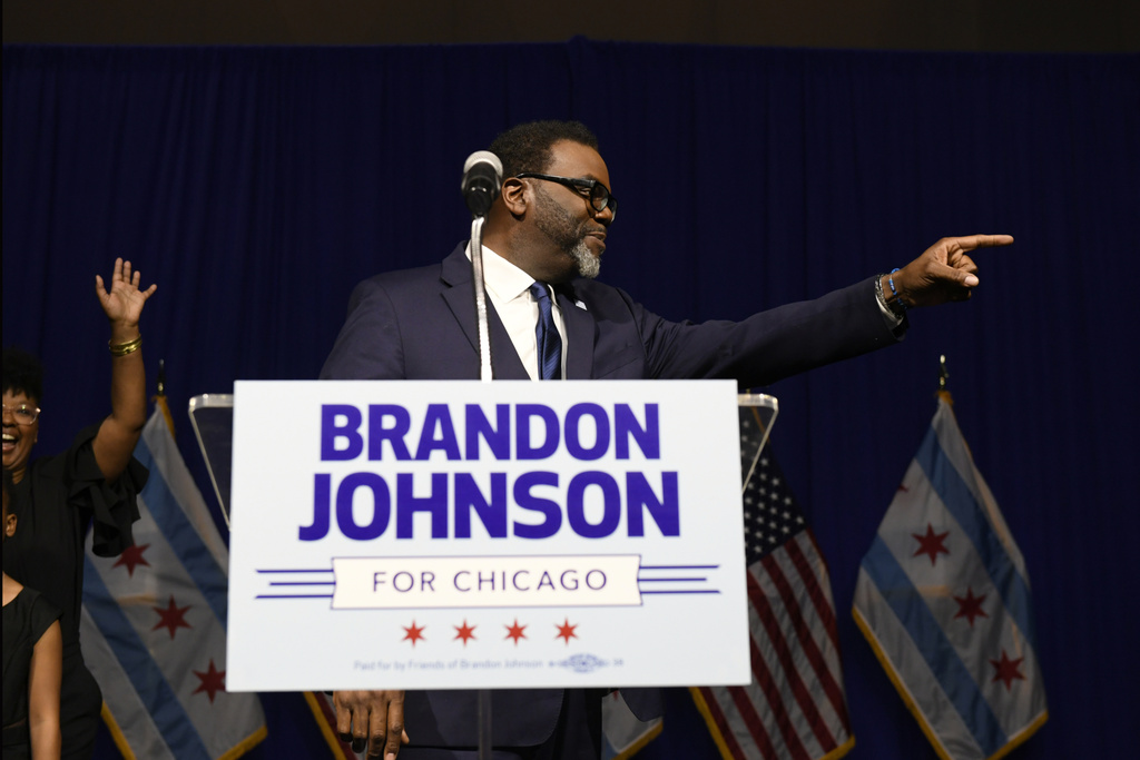 Chicago mayoral race: Johnson will be mayor ‘for all the people’ after defeating Vallas in runoff
