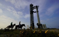 SpaceX vs. the birds: Environmental activists sue FAA over Texas rocket launch
