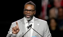 Brandon Johnson plans trip to southern border as migrant influx in Chicago grows