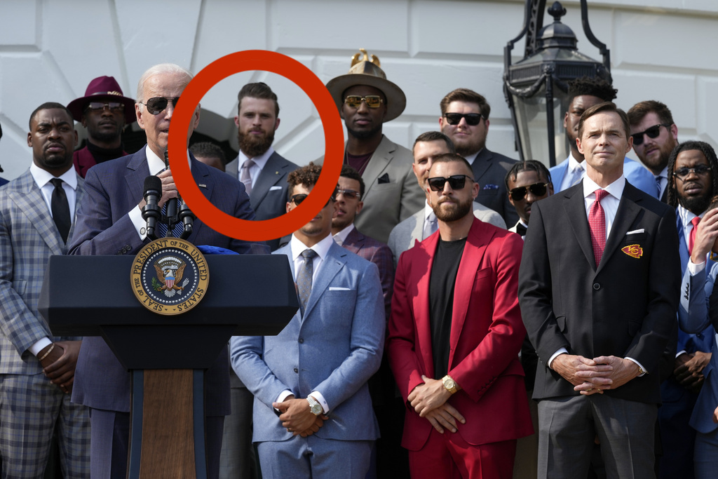 Left-wing media ignores Chiefs kicker’s pro-life attire during White House visit