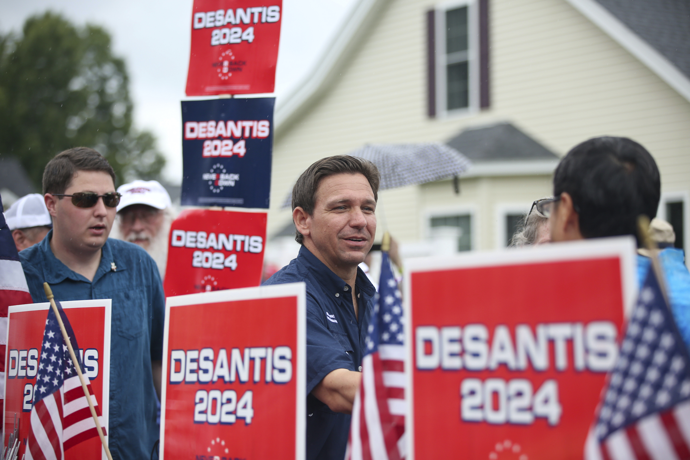 DeSantis will be on the RNC debate stage this summer no matter what Trump does