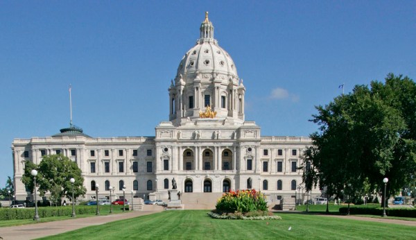 Minnesota Senate passes bill to let dentists inject flu, COVID-19 vaccines