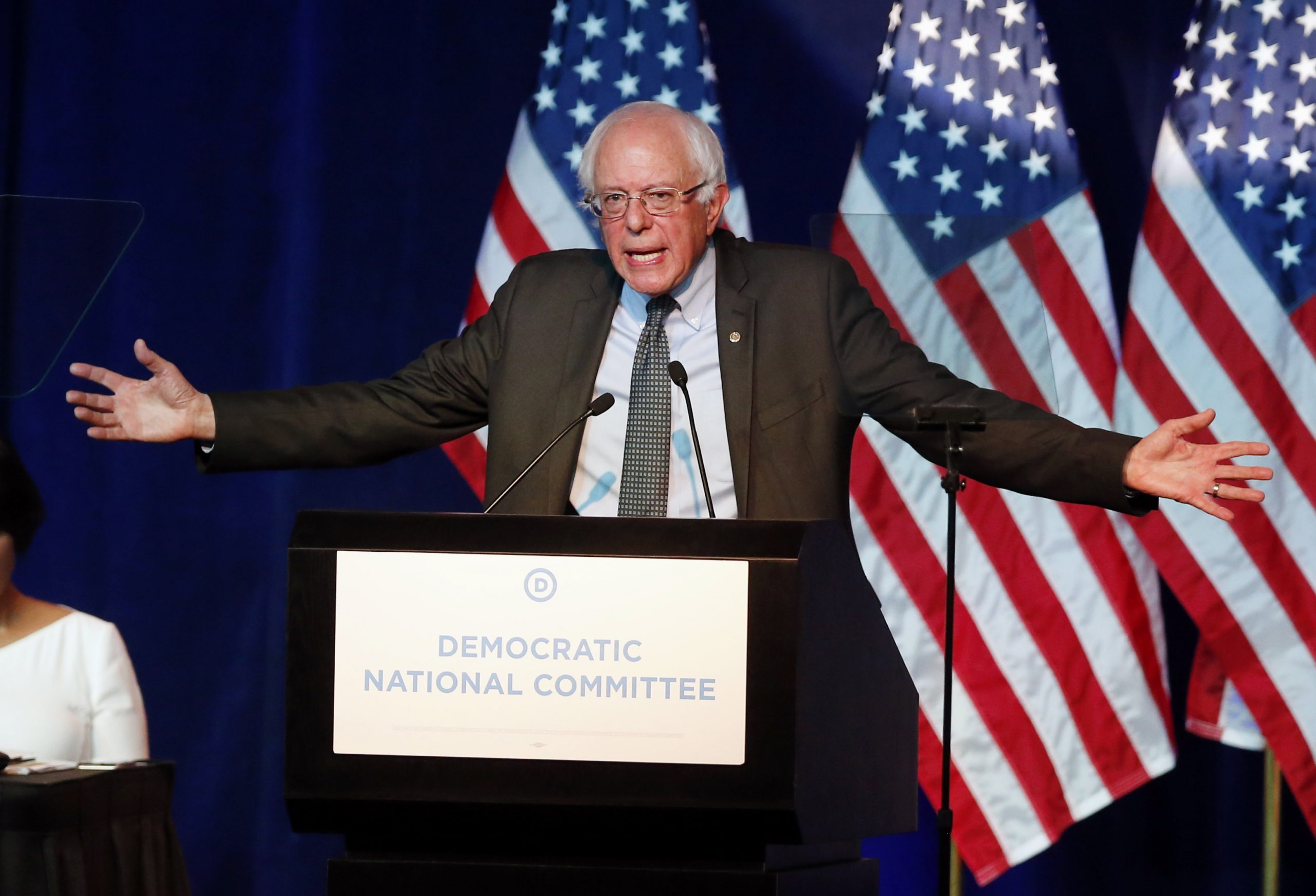 Poll: Sanders within 7 points of Clinton in Iowa, favored by first-time voters