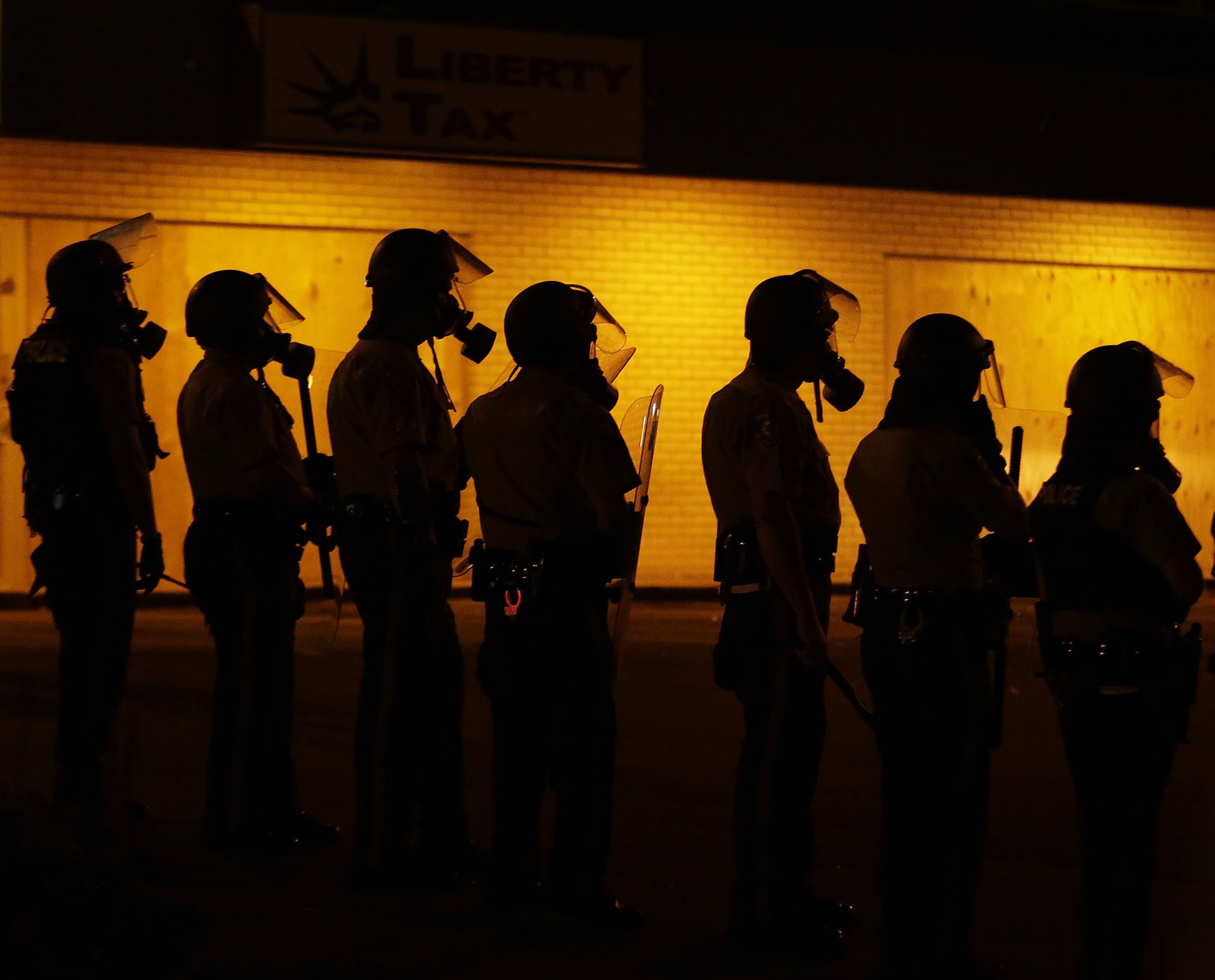 Missouri Gov. Jay Nixon calls up National Guard to help in Ferguson