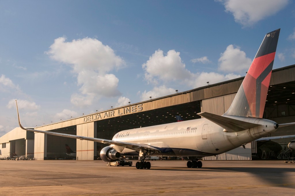 Delta announces nonstop flights to India after US-UAE deal