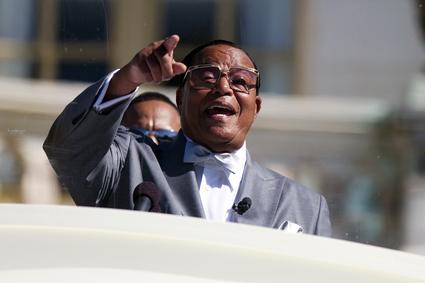 Alan Dershowitz: Democrats who meet with ‘bigot’ Farrakhan should resign