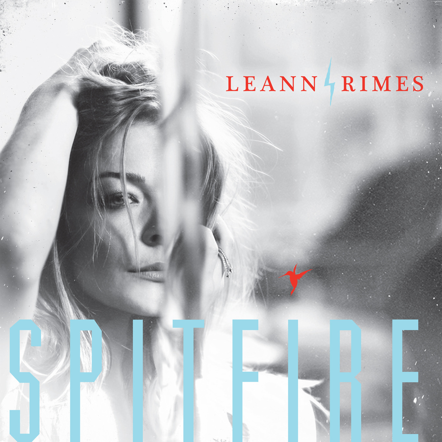 Review: LeAnn Rimes’ ‘Spitfire’ aptly named
