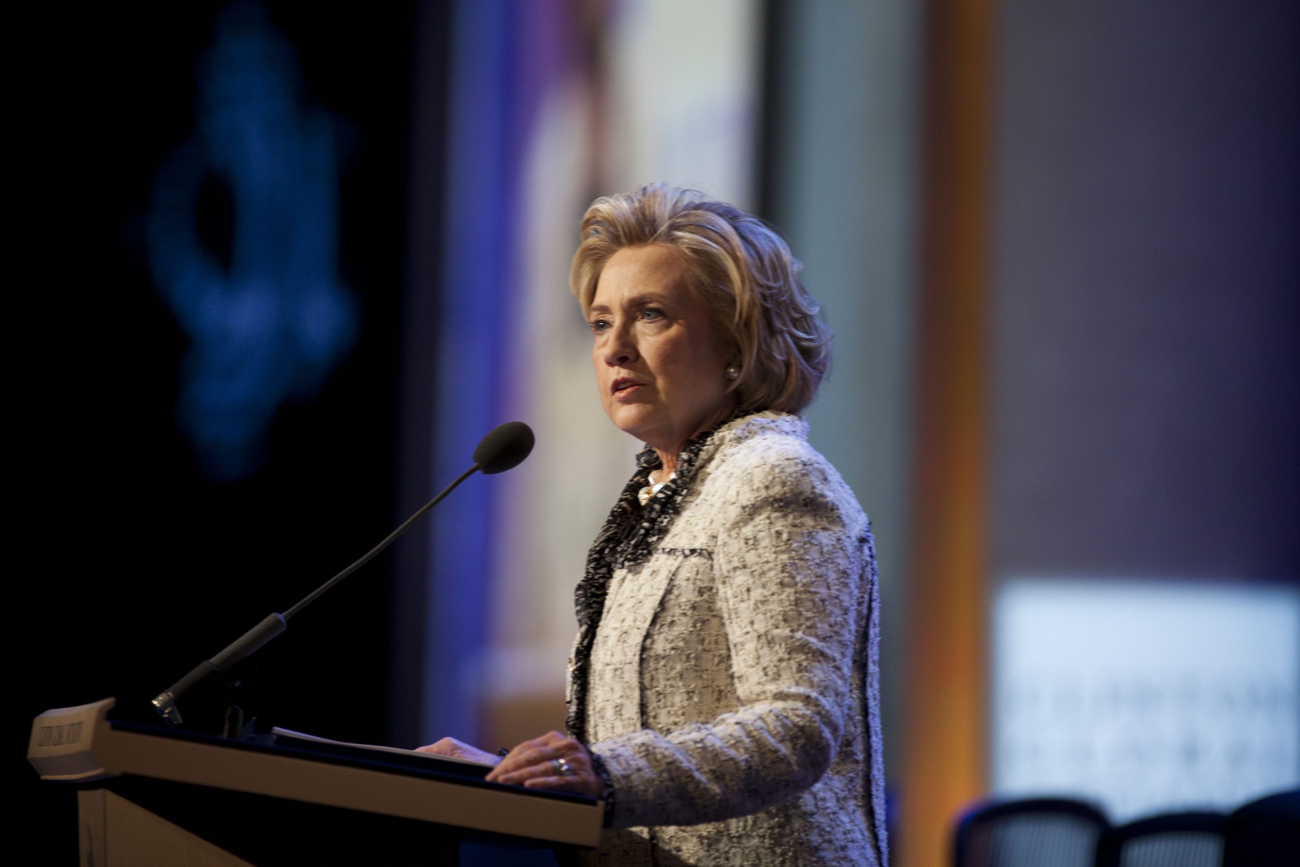 Major media outlets downplay Hillary Clinton’s latest FBI woes