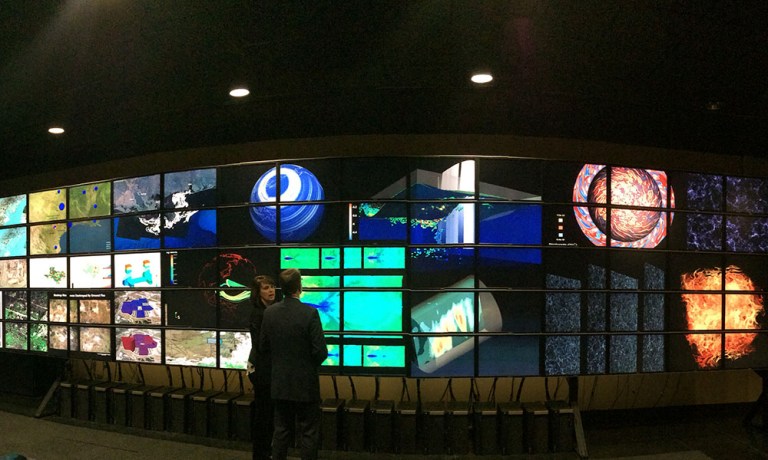 Defense Secretary Ash Carter visits the Texas Advanced Computing Center and Visualization Lab at University of Texas at Austin. (Washington Examiner)