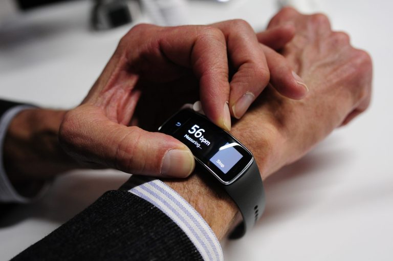 Review: Samsung fitness products offer the basics