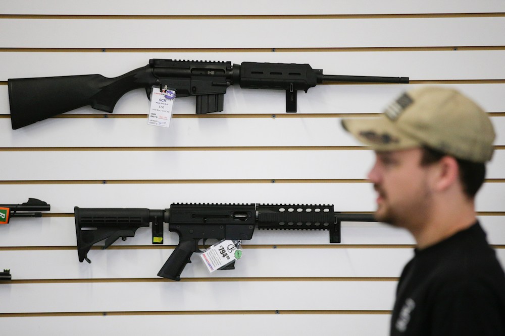 Judge allows suit against Sandy Hook gun maker to advance