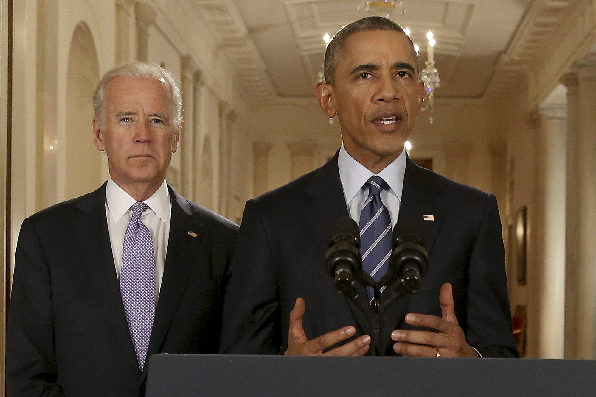 Obama threatens to veto legislation opposing Iran deal