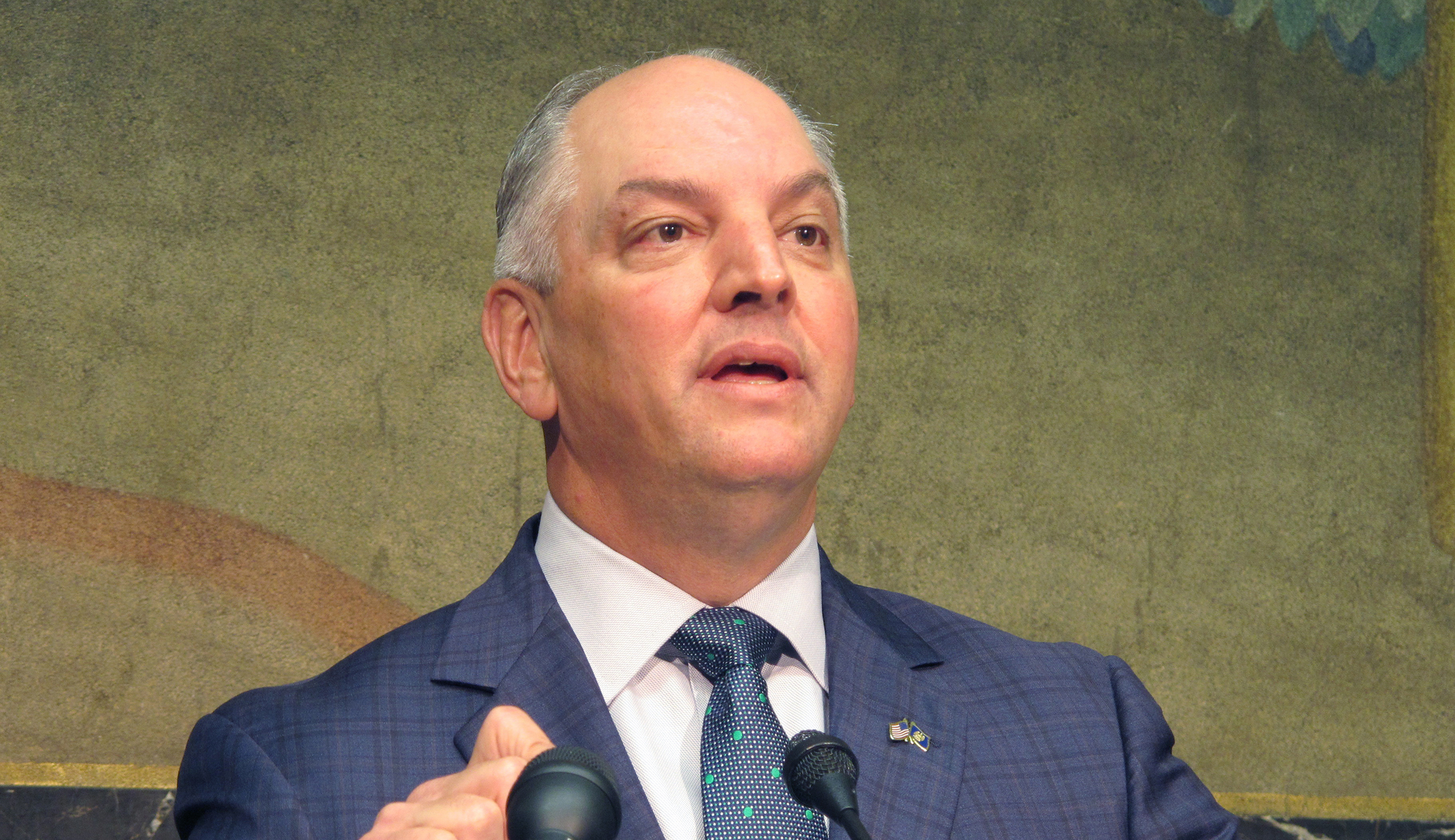 Edwards overrules House committee to require COVID vaccinations for K-12 students