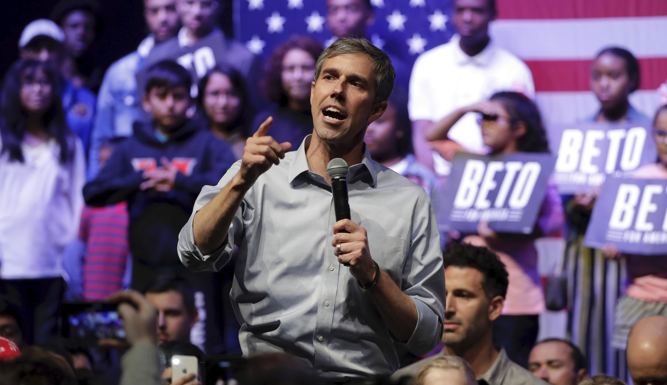 Beto O’Rourke backtracks on AR-15 confiscation: ‘Keep it at a hunting club or at a gun range’