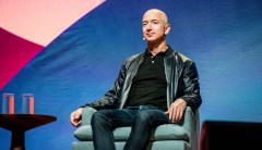 ‘I want to smell you’: National Enquirer says Jeff Bezos divorce news beat out impending dirty texts exposé