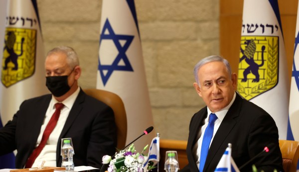 Israeli opposition forms government in deal that could end Netanyahu’s career