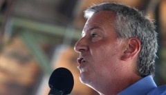 Bill de Blasio refuses to give up on his presidential pipe dream