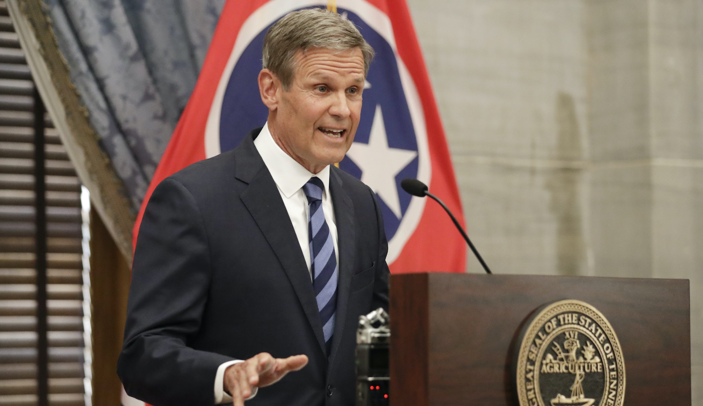 Lee wants full return to in-person learning as education-focused special session begins