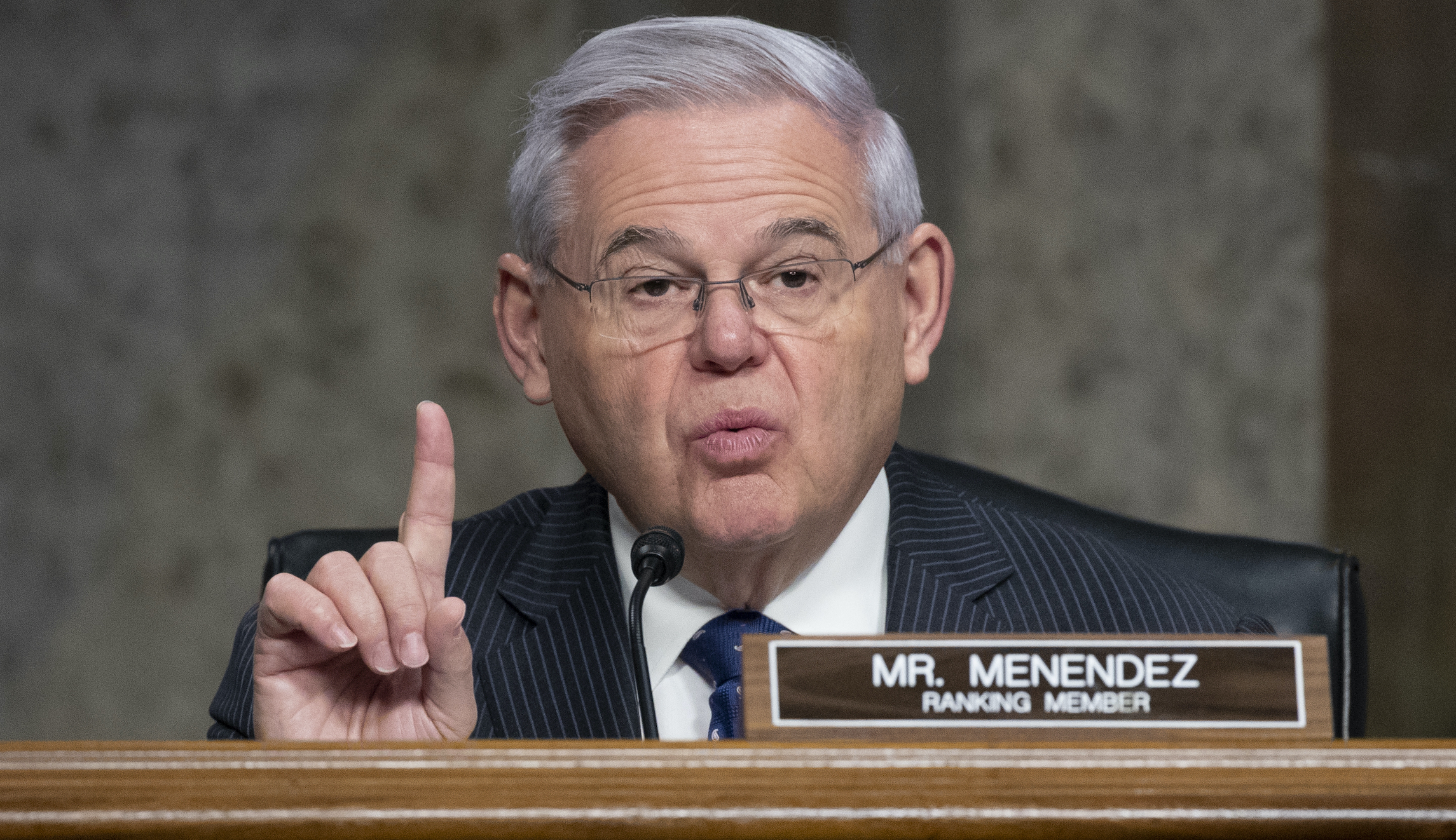 Top Senate Democrat swipes at Biden: ‘Can’t trust the Taliban’