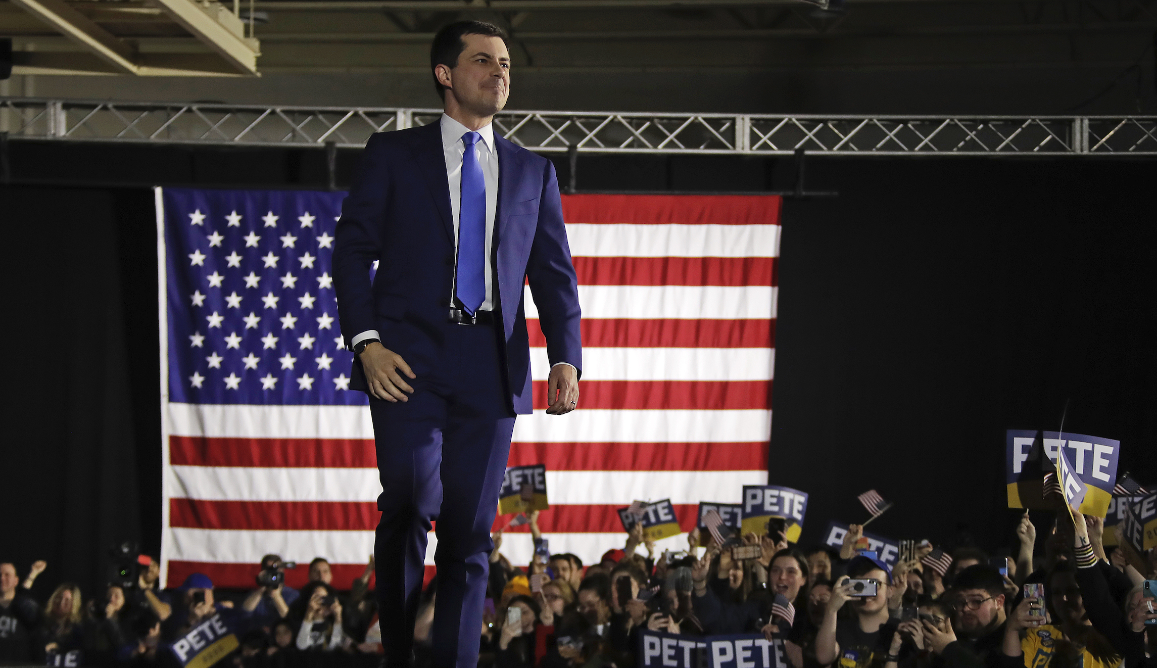 Pete Buttigieg edges out Bernie Sanders for delegates in Iowa caucuses