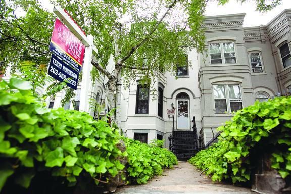 Region picks up $1.5b in nationwide mortgage deal