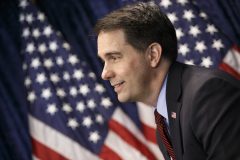 Scott Walker’s secret weapon: Lack of college degree