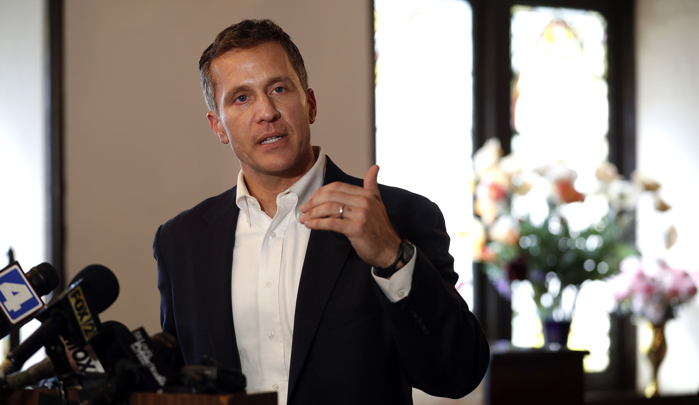 Missouri Gov. Eric Greitens admits to extramarital affair