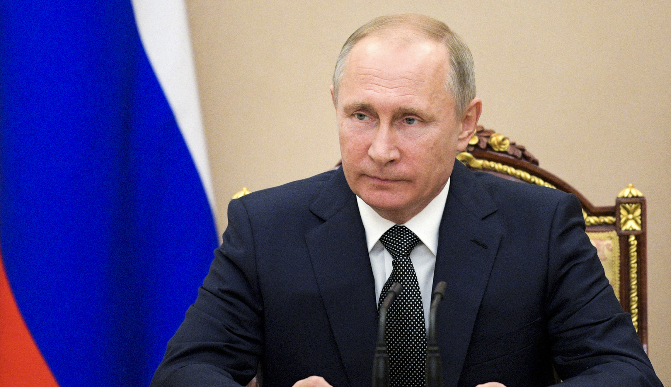 Vladimir Putin played Obama and Bush. This is how he’ll try to play Trump.